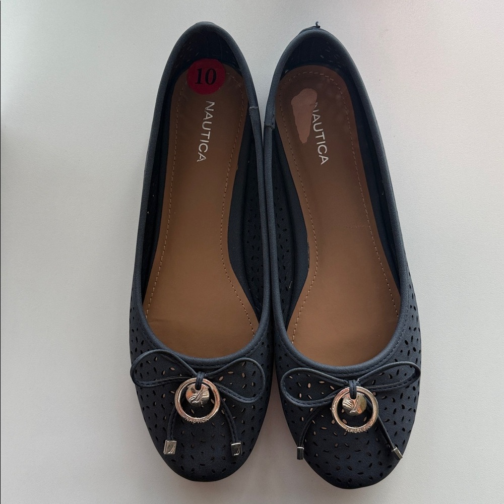 Nautica Blue Flats with Bow Detail